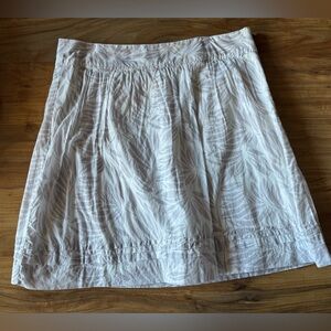 Loft grey leaf printed skirt